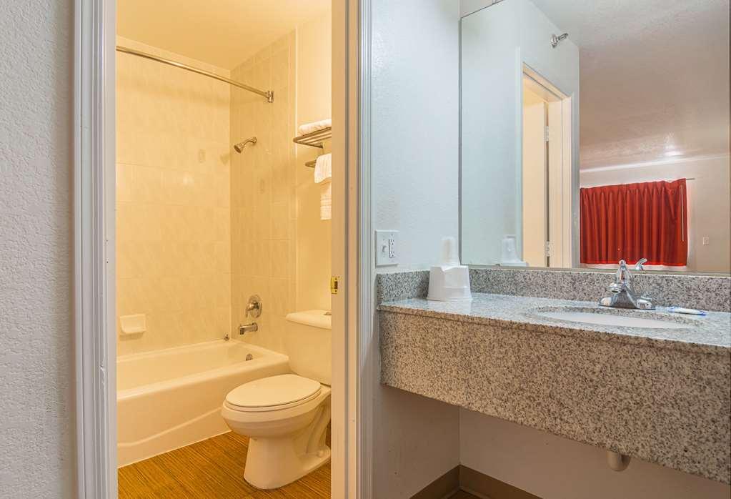 Motel 6 Chandler Prado del Sol Room photo